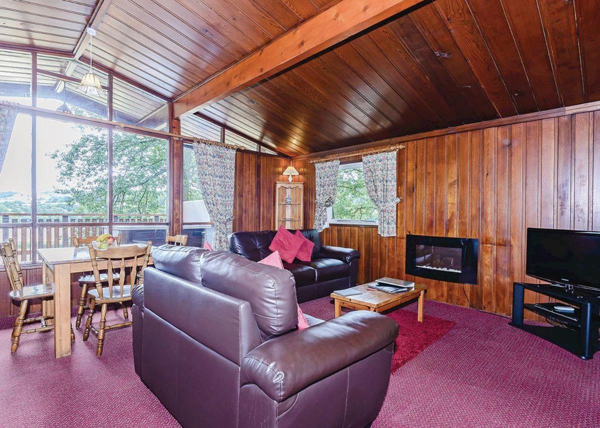 Penllwyn Lodges Montgomery Exterior photo