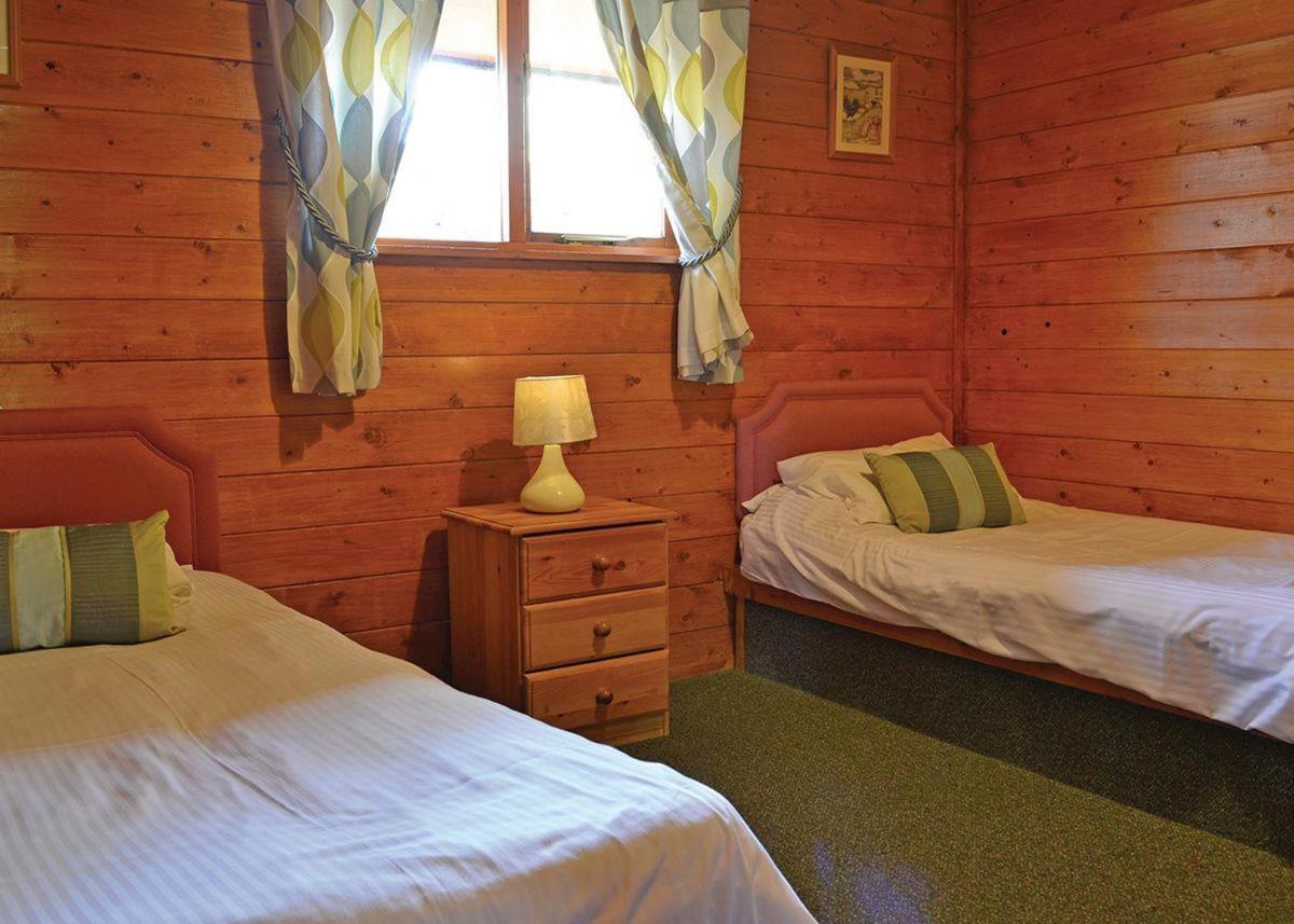 Penllwyn Lodges Montgomery Exterior photo