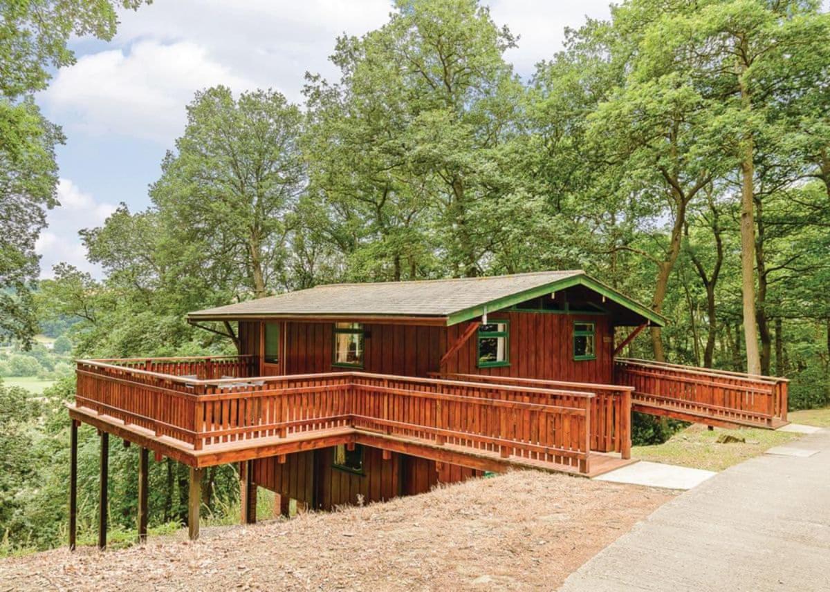Penllwyn Lodges Montgomery Exterior photo