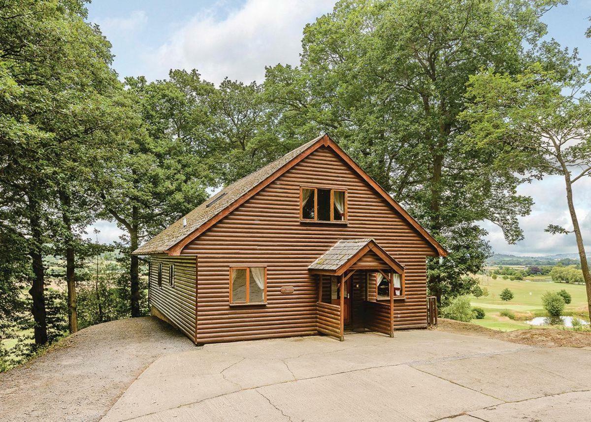 Penllwyn Lodges Montgomery Exterior photo